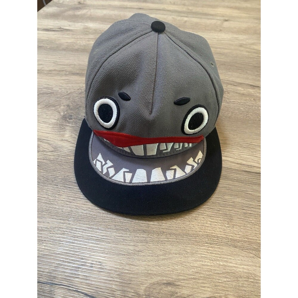 Headlines ElStinko Style Hat Cap Multicolor Monster Face Embroidered Rare!